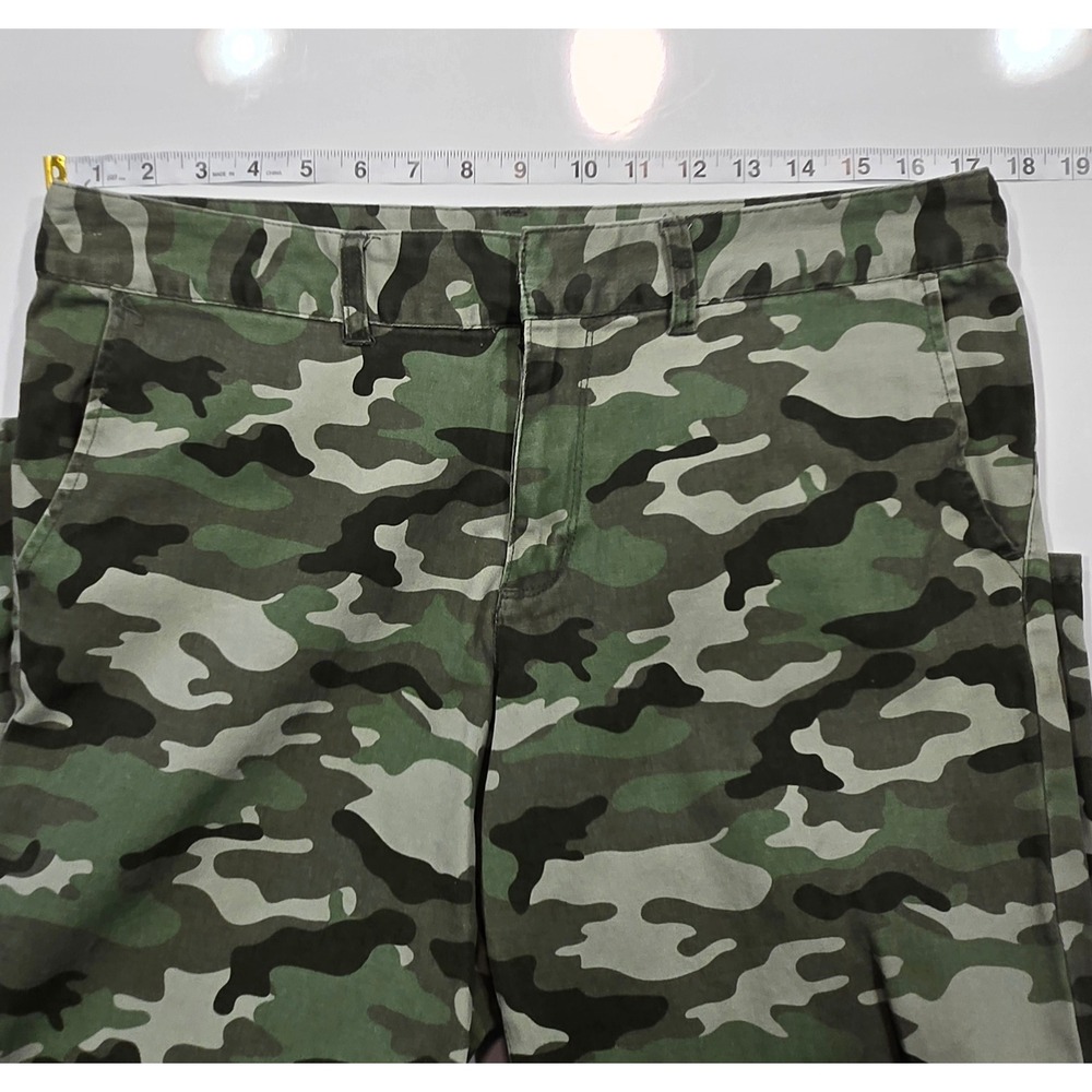 Empyre Cassia Straight Crop Camo Pants Women's Size 11 Green - Picture 6 of 7